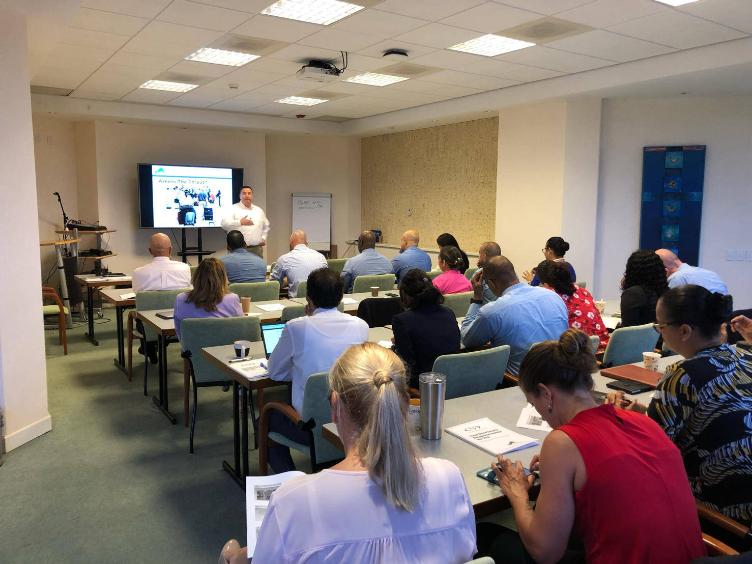 Corporate Training in Security By Chameleon Associates Corporate Training in Security By Chameleon Associates